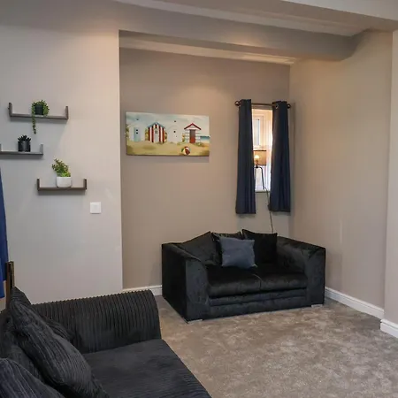 The Corner House سكرابورو