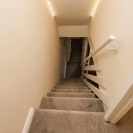 بيت للعطل The Corner House سكرابورو